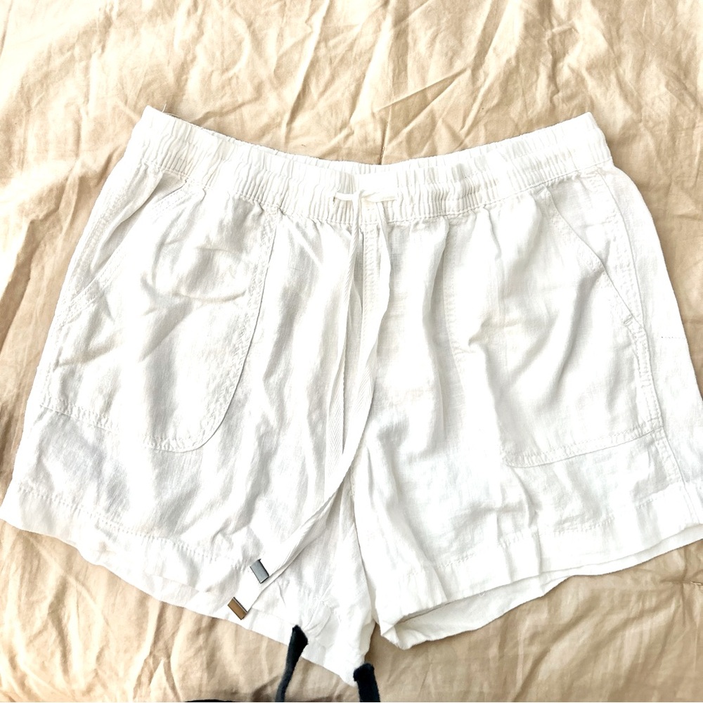 Women's Linen/Rayon Shorts with Smocked Waist from Time and Tru, Size M